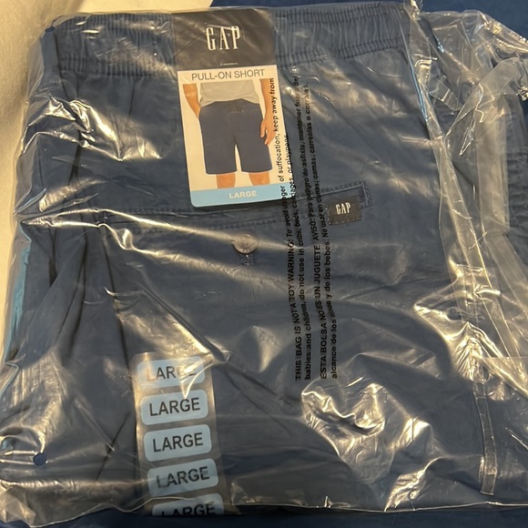 Brand new GAP Men’s Pull On Shorts @ $18 each - Picture 8 of 8